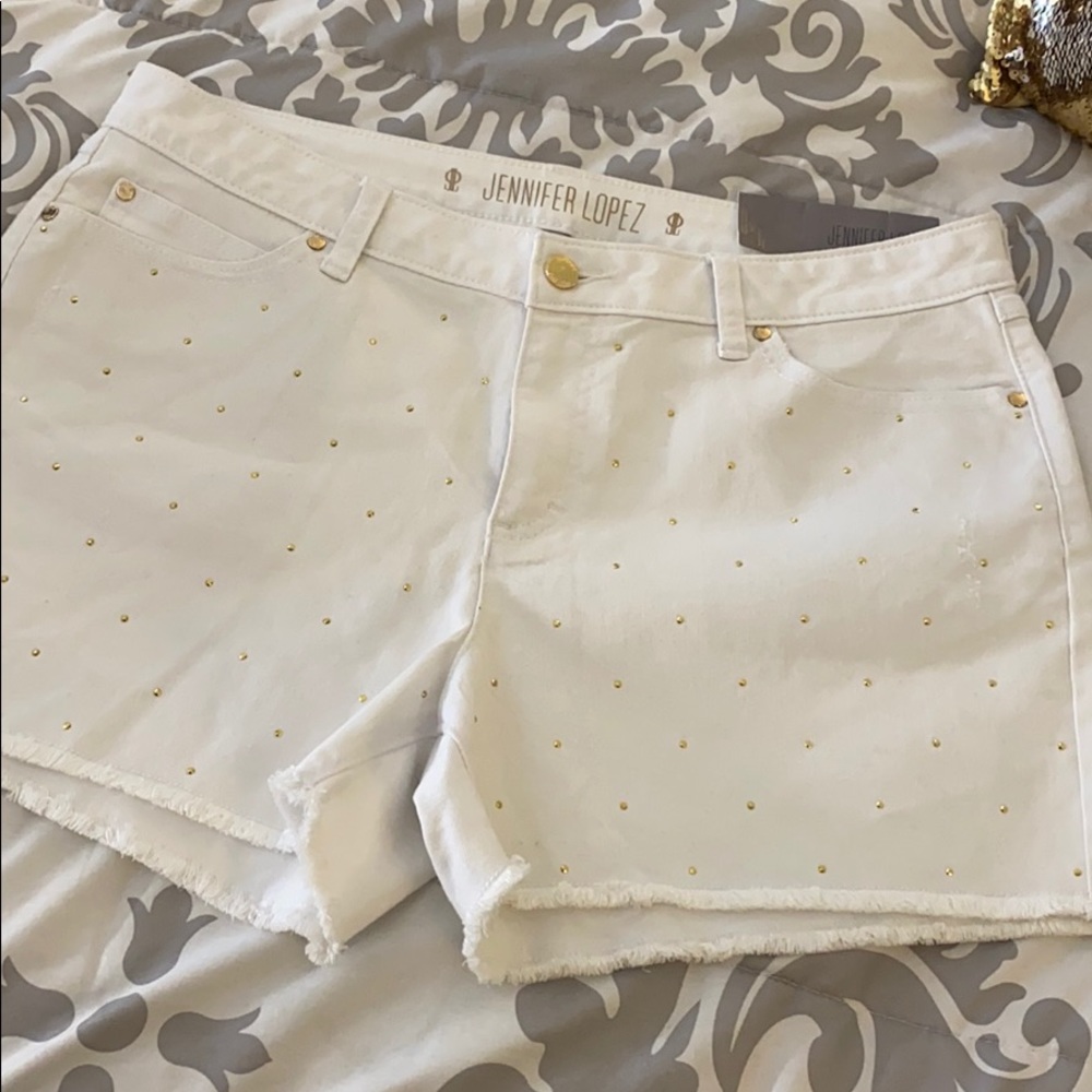 Jennifer Lopez shorts